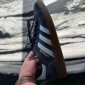 Adidas Handball Spezial in Navy Gum